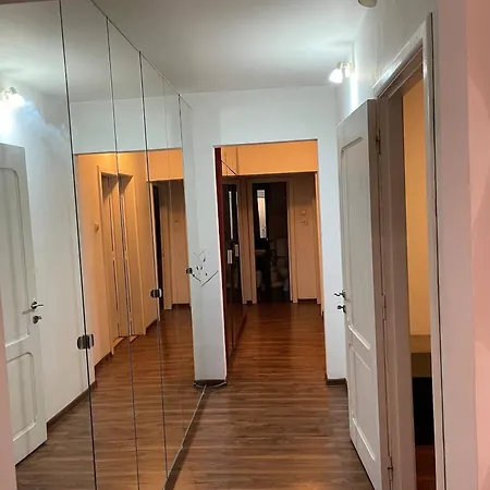 Enchanted Hearts Retreat Apartment Bucharest