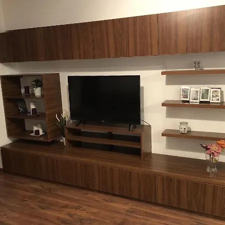 公寓 Apartment
